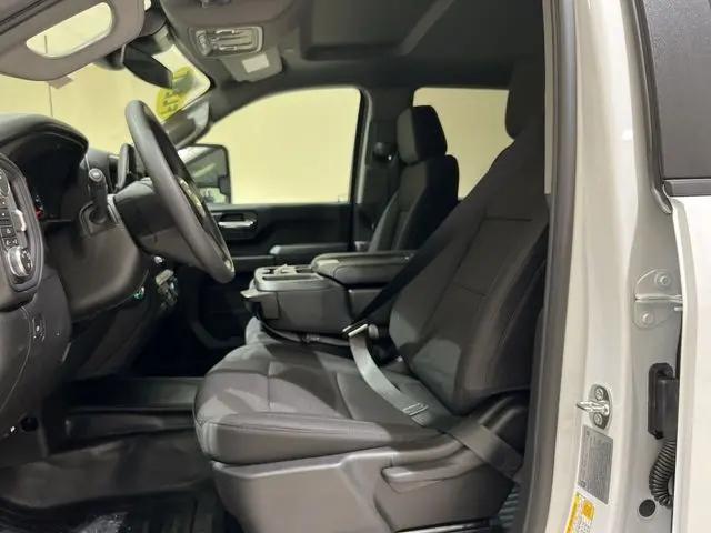2026 GMC Sierra 3500HD Crew Cab, Long Bed, Pro Dual Rear Wheel, 4WD