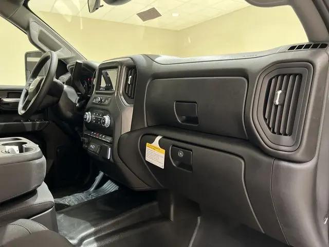 2026 GMC Sierra 3500HD Crew Cab, Long Bed, Pro Dual Rear Wheel, 4WD