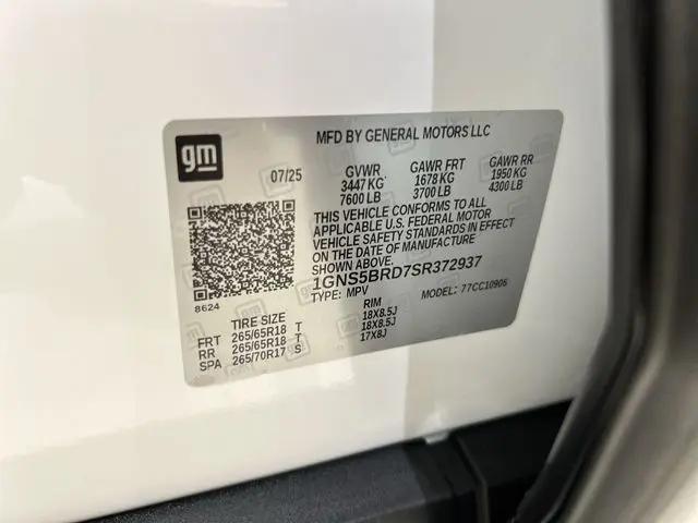 2025 Chevrolet Suburban 2WD LS