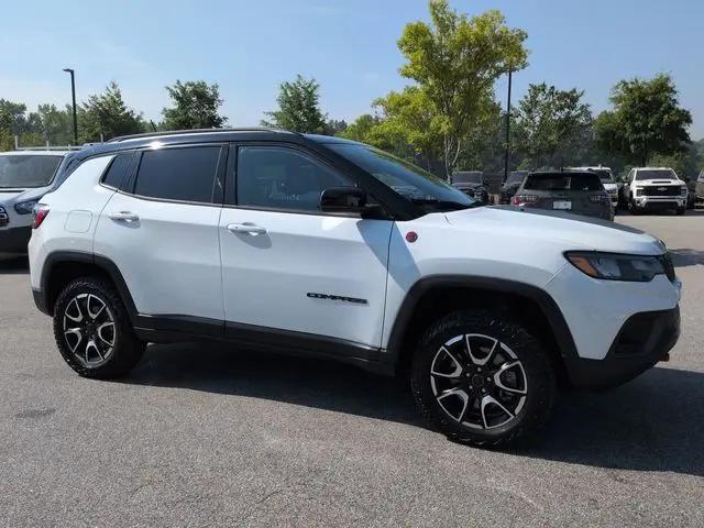 2025 Jeep Compass Trailhawk 4x4