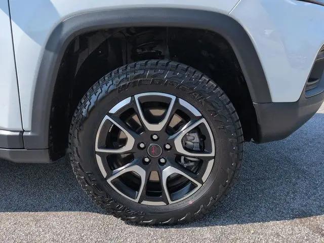 2025 Jeep Compass Trailhawk 4x4
