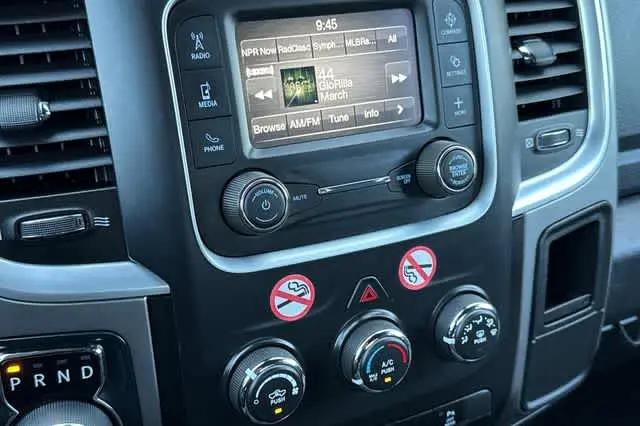 2024 Ram 1500 Classic Warlock Crew Cab 4x4 5'7" Box