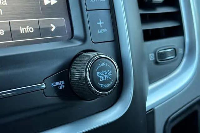 2024 Ram 1500 Classic Warlock Crew Cab 4x4 5'7" Box