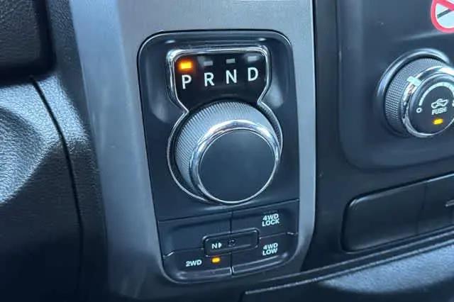 2024 Ram 1500 Classic Warlock Crew Cab 4x4 5'7" Box