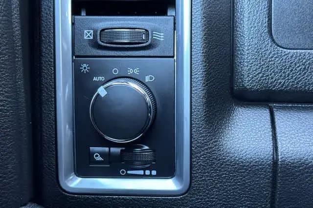 2024 Ram 1500 Classic Warlock Crew Cab 4x4 5'7" Box