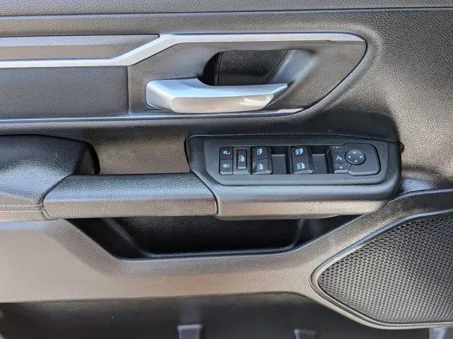 2025 Ram 1500 Big Horn Crew Cab 4x4 5'7" Box