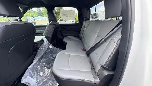 2026 Ram 3500 Tradesman Crew Cab 4x4 8 Box