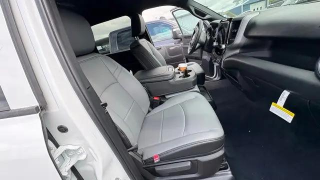 2026 Ram 3500 Tradesman Crew Cab 4x4 8 Box