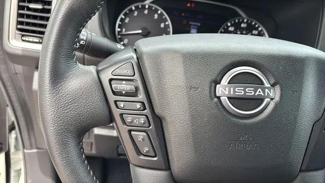 2024 Nissan Frontier Crew Cab SL 4x2