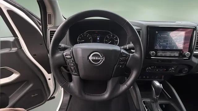 2024 Nissan Frontier Crew Cab SL 4x2