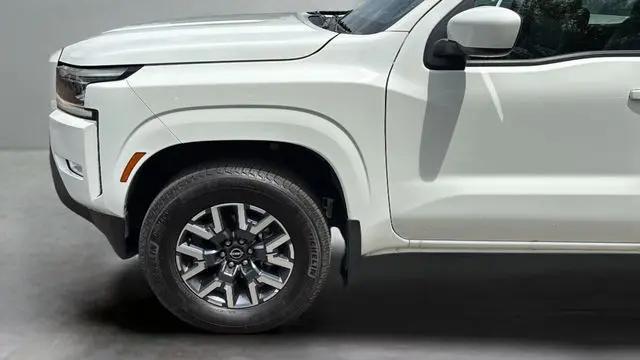 2024 Nissan Frontier Crew Cab SL 4x2