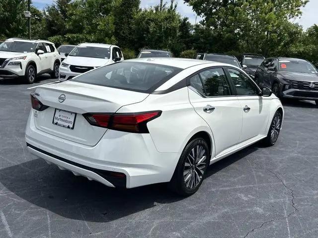 2025 Nissan Altima SV FWD