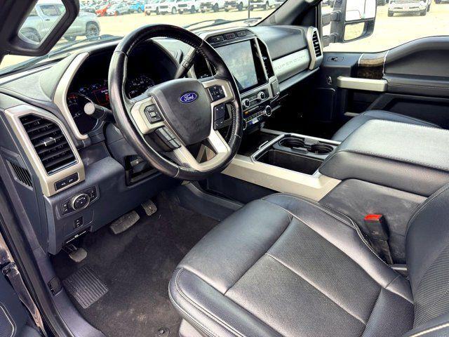 2022 Ford F-350 LARIAT