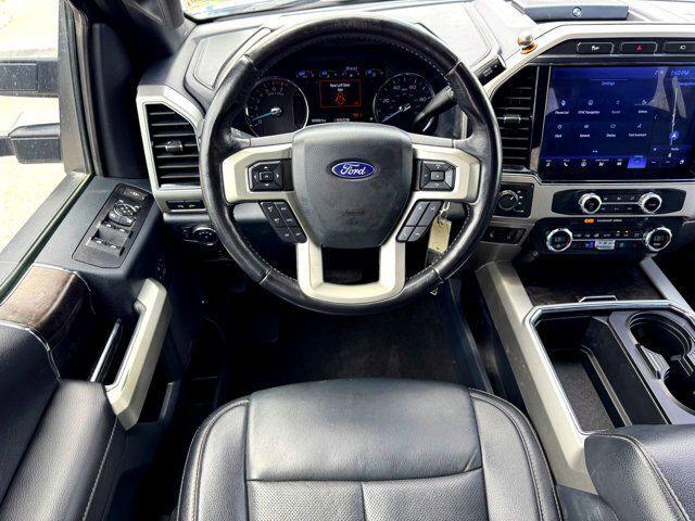 2022 Ford F-350 LARIAT