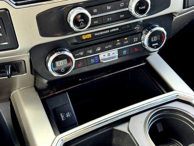 2022 Ford F-350 LARIAT