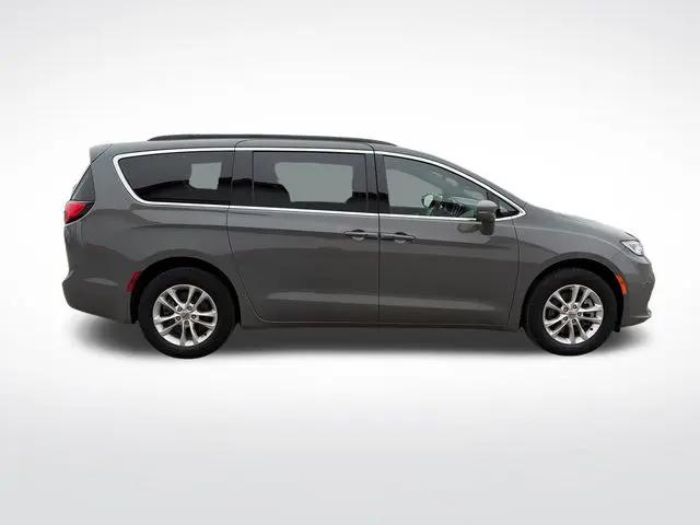 2022 Chrysler Pacifica Touring AWD