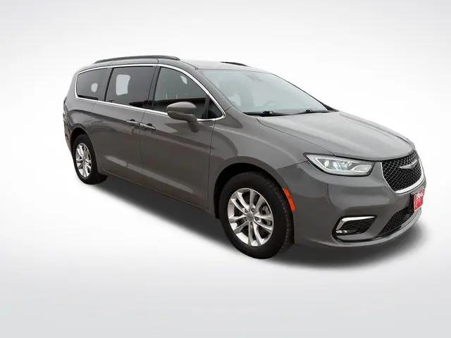 2022 Chrysler Pacifica Touring AWD