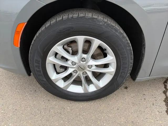 2022 Chrysler Pacifica Touring AWD