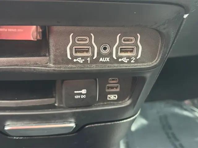 2022 Chrysler Pacifica Touring AWD