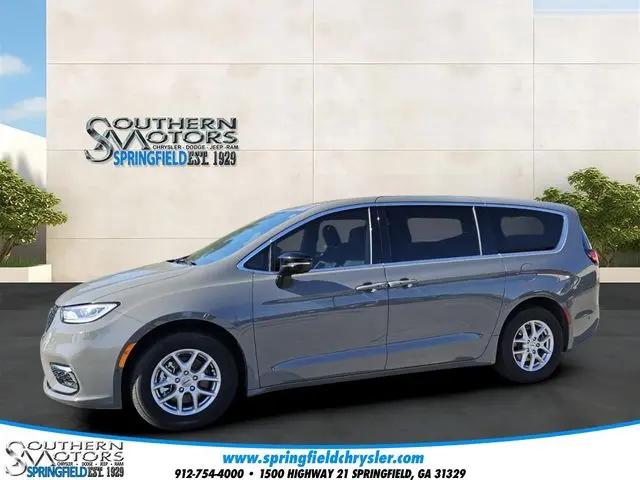 2025 Chrysler Pacifica Select for sale in Springfield, GA
