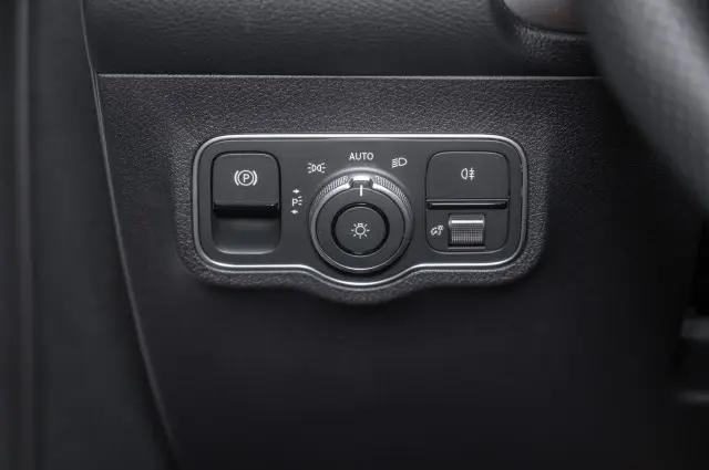 2026 Mercedes-Benz GLB 4MATIC
