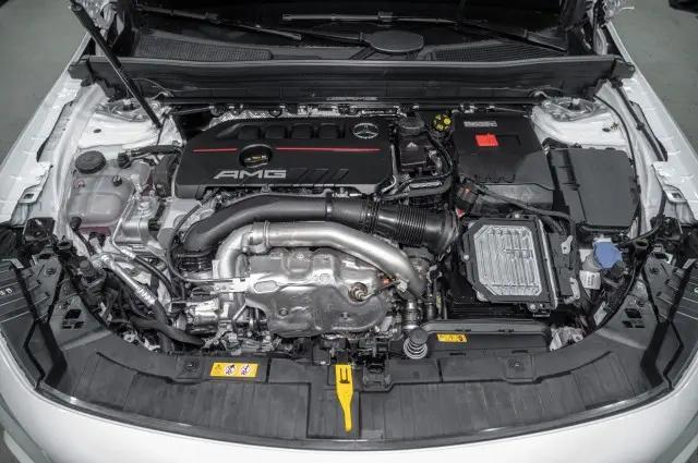 2026 Mercedes-Benz GLB 4MATIC