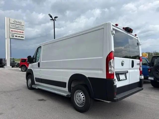 2025 Ram ProMaster 2500 Cargo Van Tradesman Low Roof 136" WB w/Pass Seat