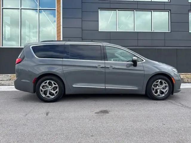 2023 Chrysler Pacifica Limited