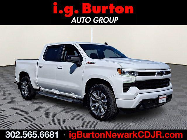 2022 Chevrolet Silverado 1500 4WD Crew Cab Short Bed RST