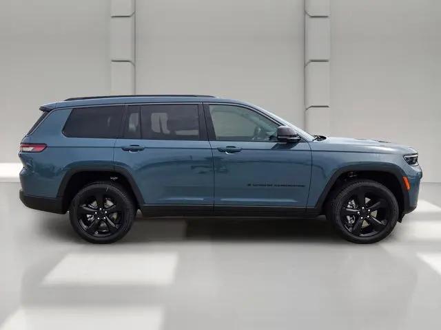 2026 Jeep Grand Cherokee L Limited 4x2