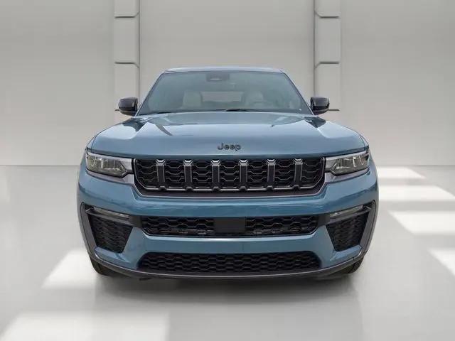 2026 Jeep Grand Cherokee L Limited 4x2