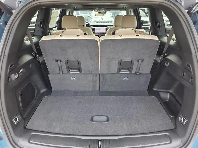 2026 Jeep Grand Cherokee L Limited 4x2