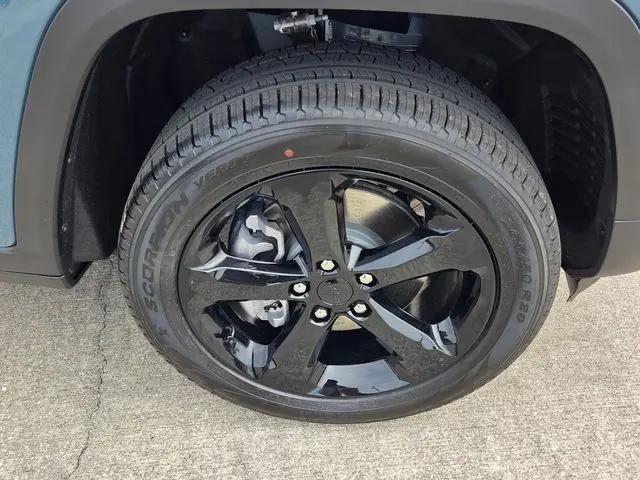 2026 Jeep Grand Cherokee L Limited 4x2