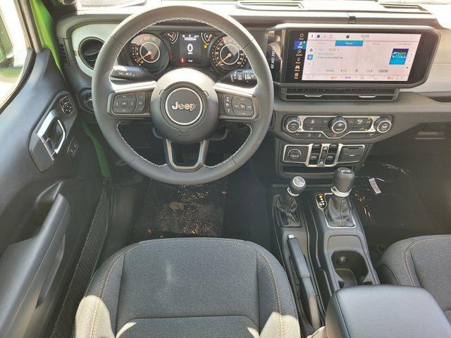 2025 Jeep Wrangler 4-Door Summit 4x4