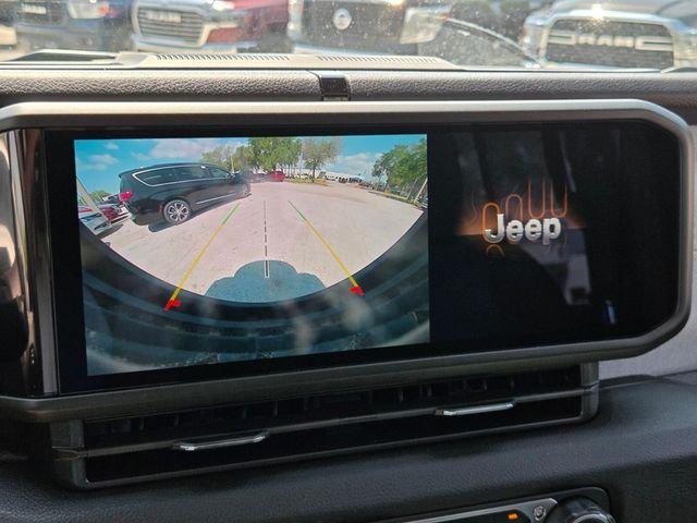 2025 Jeep Wrangler 4-Door Summit 4x4