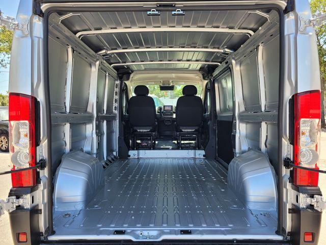 2025 Ram ProMaster Cargo Van Tradesman Low Roof 136" WB w/Pass Seat