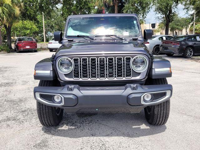 2025 Jeep Wrangler 4-Door Sahara 4x4
