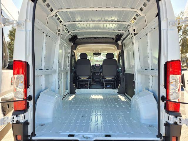 2026 Ram ProMaster Cargo Van Tradesman High Roof 136" WB w/Pass Seat