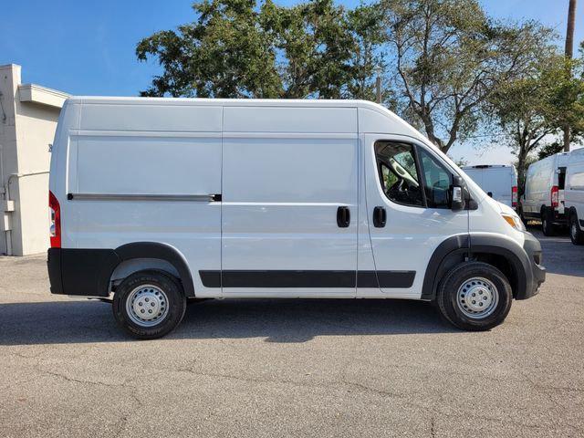 2026 Ram ProMaster Cargo Van Tradesman High Roof 136" WB w/Pass Seat