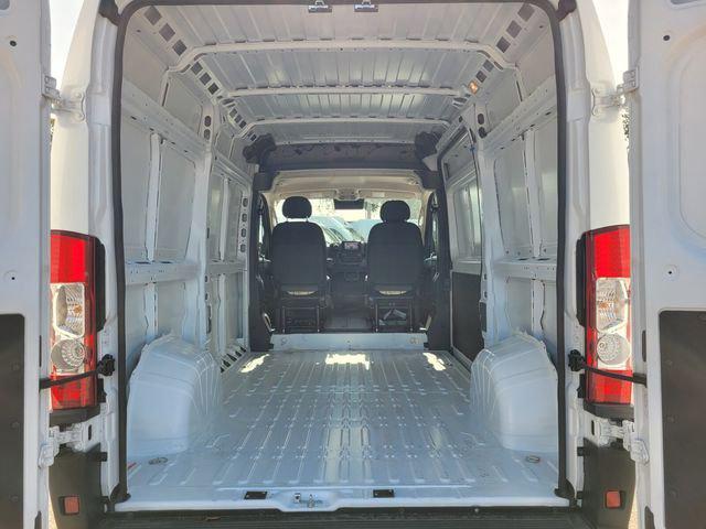 2026 Ram ProMaster Cargo Van Tradesman High Roof 136" WB w/Pass Seat