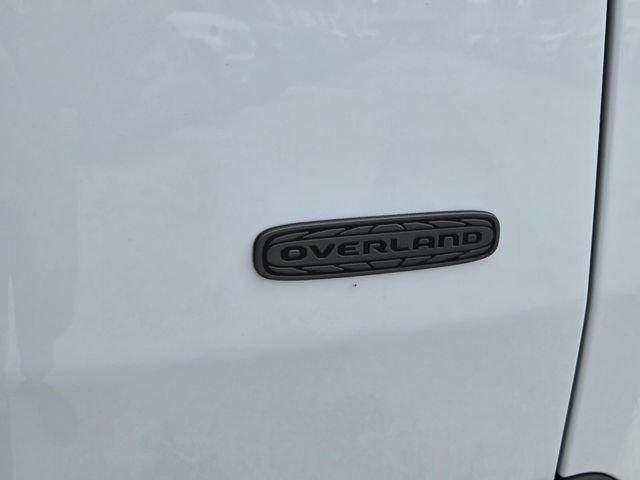 2026 Jeep Cherokee Overland 4x4