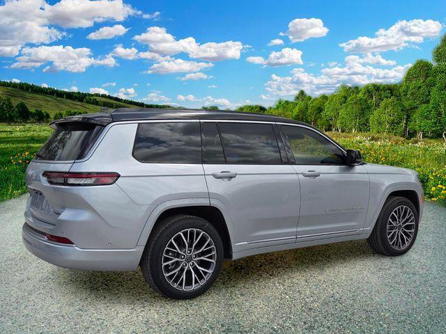 2026 Jeep Grand Cherokee Summit 4x4