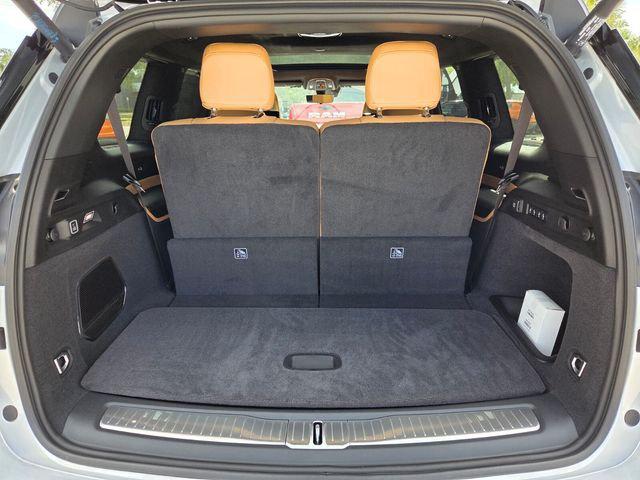2026 Jeep Grand Cherokee Summit 4x4