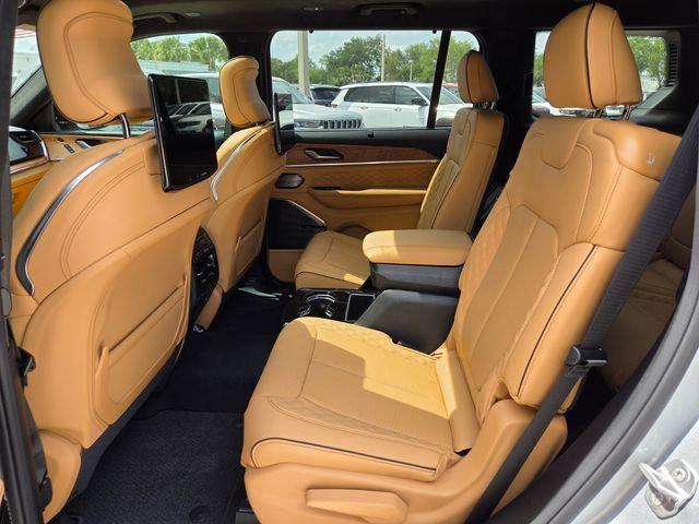2026 Jeep Grand Cherokee Summit 4x4