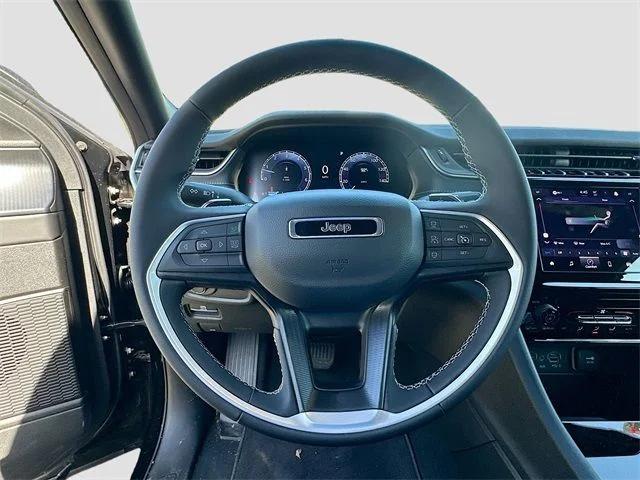 2025 Jeep Grand Cherokee Laredo X 4x2