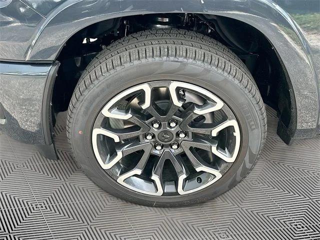 2026 Ram 1500 Limited Crew Cab 4x4 5'7" Box
