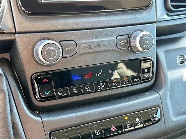 2026 Ram ProMaster Cargo Van Tradesman High Roof 136" WB w/Pass Seat
