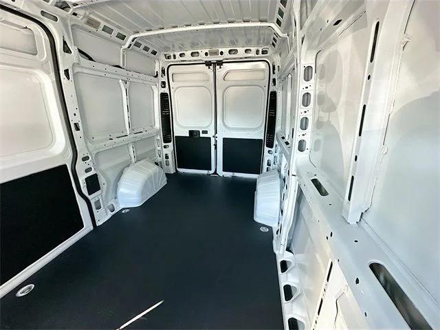 2026 Ram ProMaster Cargo Van Tradesman High Roof 136" WB w/Pass Seat