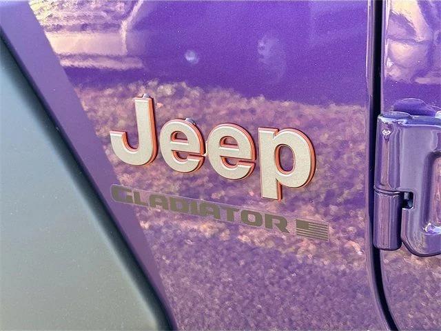 2026 Jeep Gladiator Sport