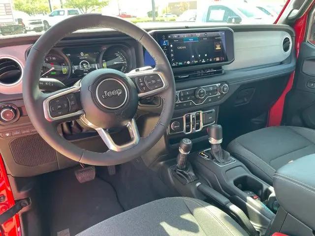 2025 Jeep Wrangler 4xe Sahara 4xe